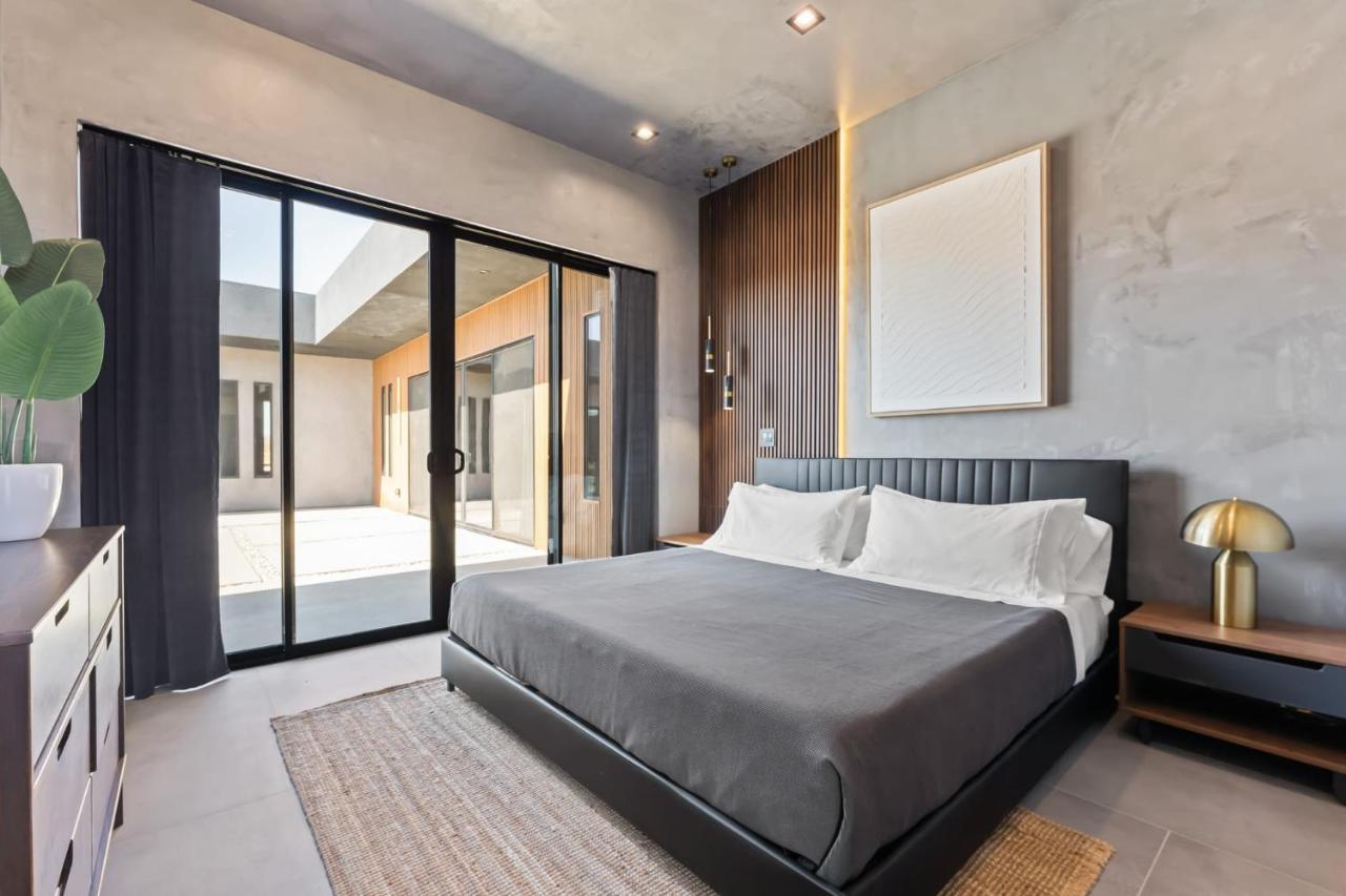Black C House Joshua Tree Exterior photo